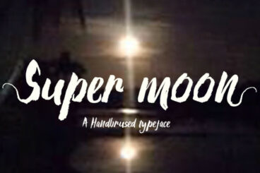 Super moon Font