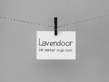 Lavendoor Font