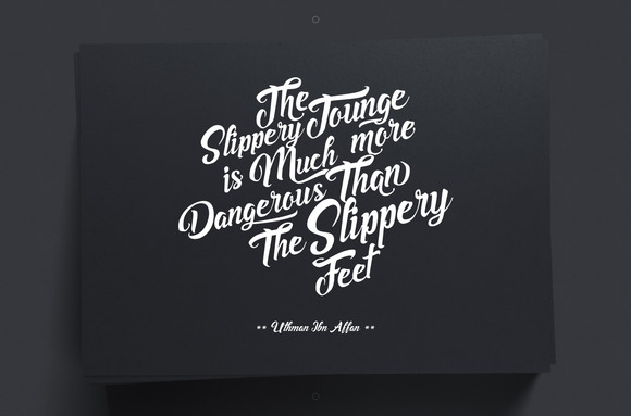 Asiyah Script Font