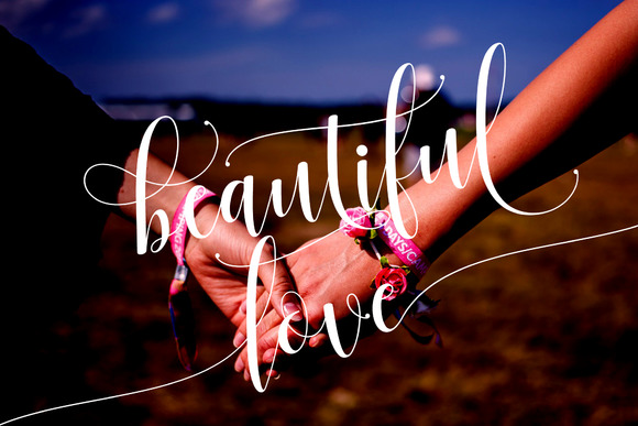 Sadhira - Calligraphy Typeface