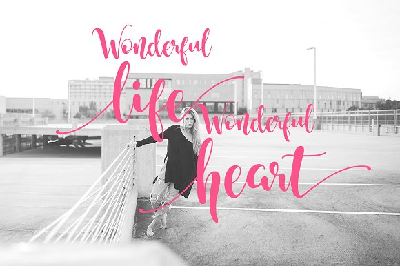Ermaifar Script Font
