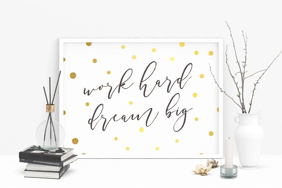 The Partylicious Festive Script