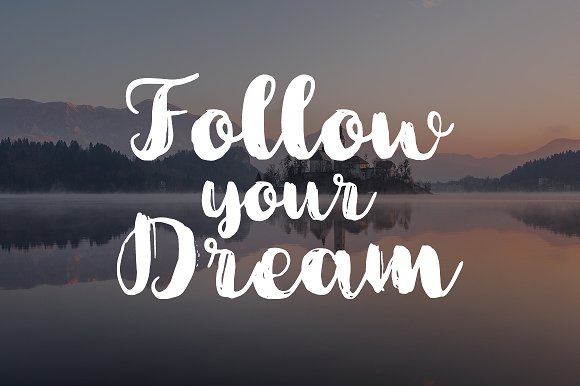 Cartina 8 in 1 Script Font