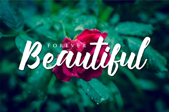Manttes Typeface