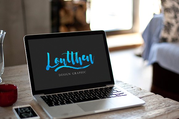 Vlottheli Script Font