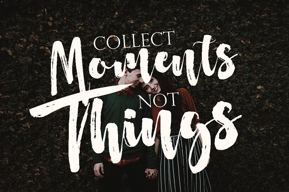 Vlottheli Script Font