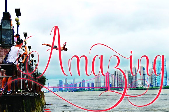 Beruntung Script Font