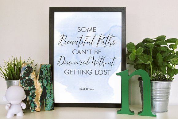 Parlinttons Script Font