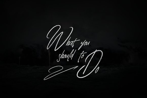 Blarrack Typeface