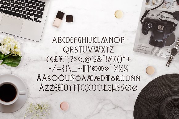 Corlombus Font