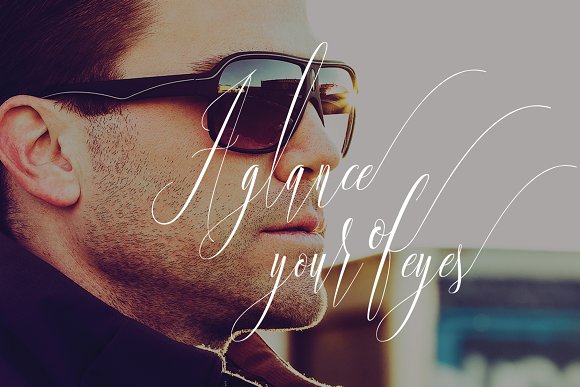 Woodpecker Font