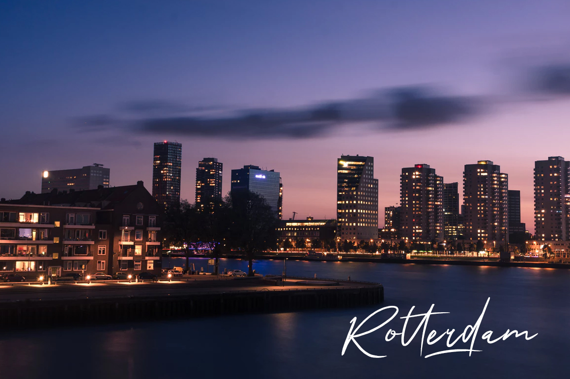 Fontbundles - Allexis Signature Script