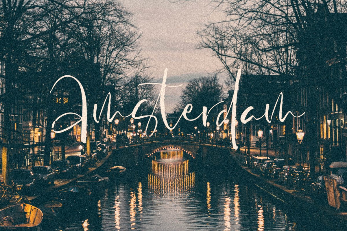 Antosan Script Font