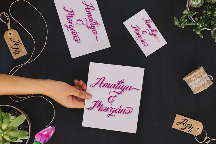 Galisya Script Font