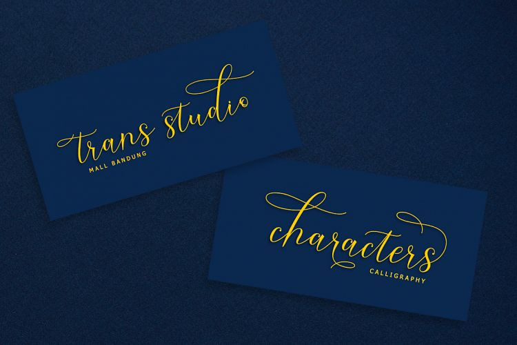 Handriona Script Font