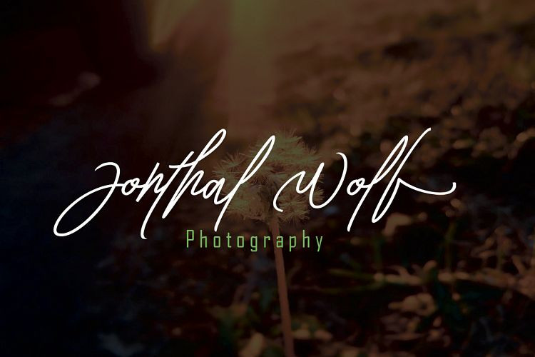 Zenithal Script Font