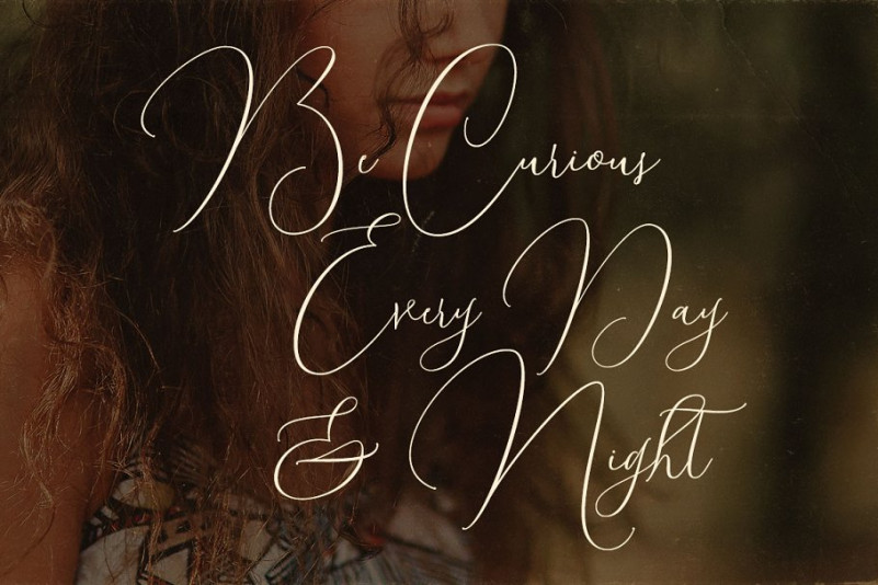 Shailene Script Font