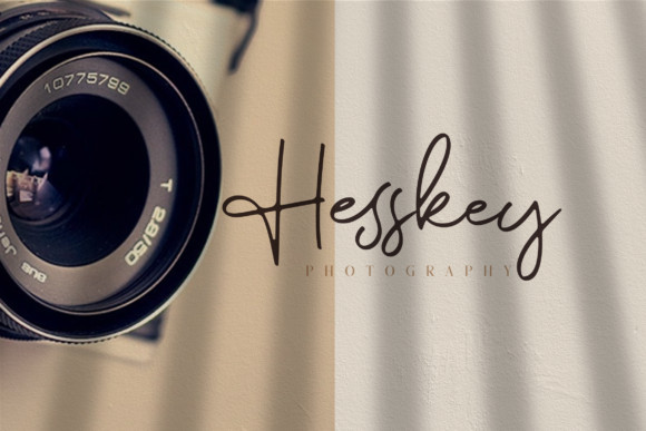 Romantic Couple Font