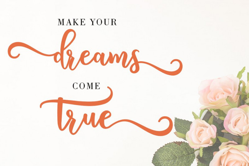 Nightwear Font