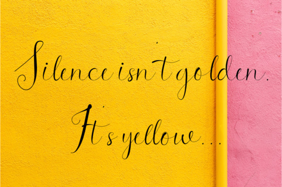 Lovia Font