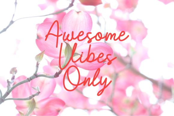 Belagiana Flowers Duo Font