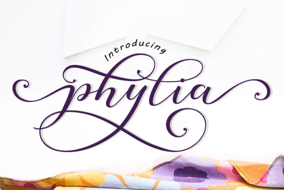 Phylia Font