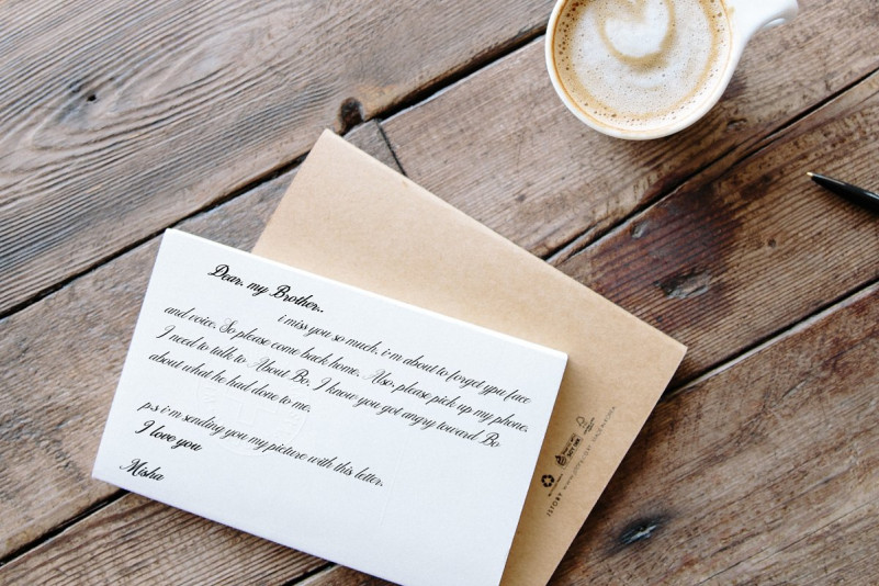 Designest  Font