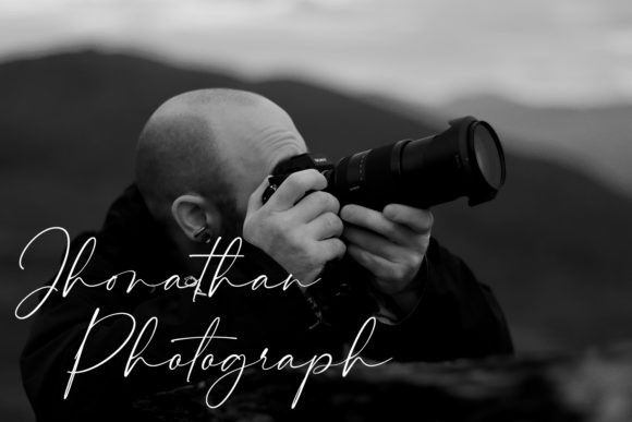 Hammington Signature Font