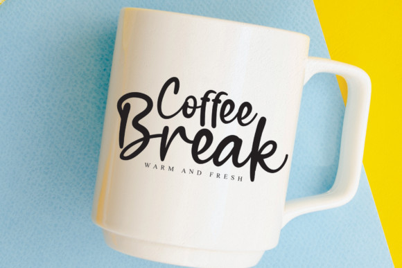 Monilka Southis Font